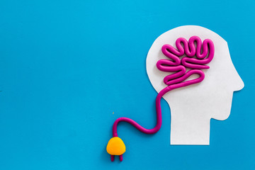 当车熄火后行车记录仪还会记录吗