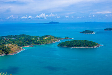 17款中东版霸道TX后窗的小三角加热丝一边有一边没有吗-